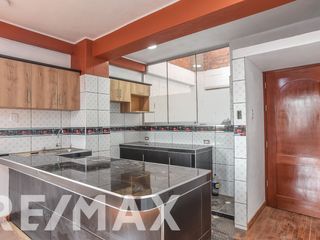 Foto 7 de Alquiler De Departamento Flat 3er Piso En Smp