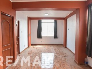 Foto 9 de Alquiler De Departamento Flat 3er Piso En Smp