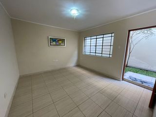 Foto 13 de VENTA DE CASA CON LOCAL COMERCIAL – TRES PISOS- CARABAYLLO