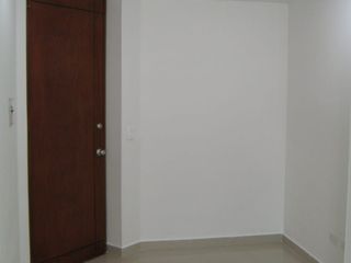 Foto 9 de Venta Oficina Puente Largo