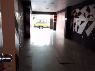 Foto 3 de Se alquila local comercial en Portete y la 12ava.