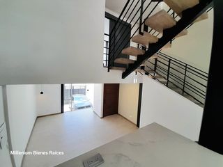 Foto 1 de Arriendo amplia casa con local comercial, 225mts.  en sector San José de Monjas