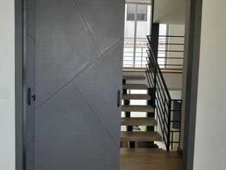 Foto 18 de Arriendo amplia casa con local comercial, 225mts.  en sector San José de Monjas