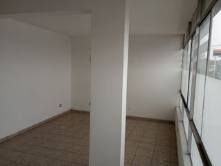 Foto 11 de Alquiler de oficina de 75 m2 en Av. Angamos, Surquillo