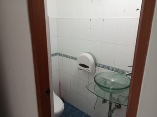 Foto 18 de Alquiler de oficina de 75 m2 en Av. Angamos, Surquillo