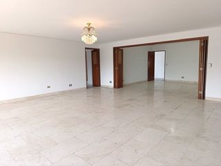 Foto 29 de Ocasión: Vendo departamento de 229 m2 en zona exclusiva de San Isidro a excelente precio..