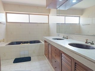Foto 39 de Ocasión: Vendo departamento de 229 m2 en zona exclusiva de San Isidro a excelente precio..