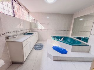 Foto 41 de Departamento Duplex Amoblado de Renta 4 Dorm. - 4 Baños