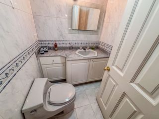 Foto 45 de Departamento Duplex Amoblado de Renta 4 Dorm. - 4 Baños