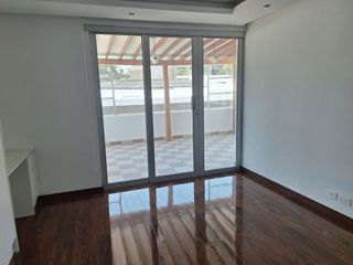Foto 11 de ARRIENDO CASA CUMBAYA CON PISCINA PRIVADA