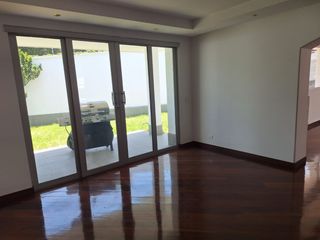 Foto 19 de ARRIENDO CASA CUMBAYA CON PISCINA PRIVADA