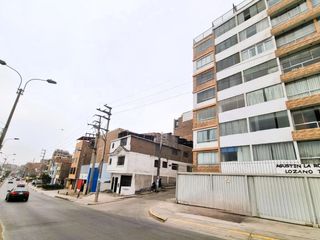 Foto 3 de Tu Hogar Ideal Te Espera Limite De Surco Hermoso Departamento Acogedor Y Bien Ubicado