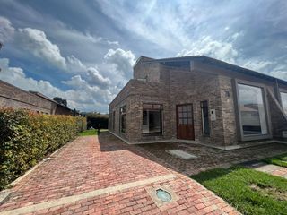 Foto 1 de ARRIENDO CASA CONJUNTO CERRADO EL BEJUCAL CAJICA CUNDINAMARCA.