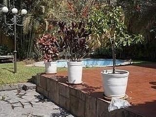 Foto 2 de VENDO HERMOSA CASA EN AV. LA ENCALADA