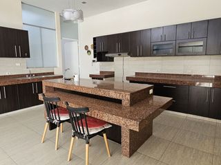 Foto 2 de ALQUILER DE CASA EN CONDOMINIO LOS EJIDOS, PIURA