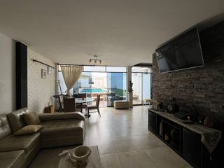 Foto 4 de VENDO CASA EN ALAMEDA EL ESPINELO EN LAS BRISAS DE VILLA