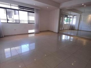 Foto 5 de Alquiler departamento con terraza Urbanización Santa Cecilia cerca Colegio Aleman Ceibos Guayaquil