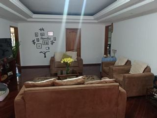 Foto 8 de SAN RAFAEL, vendo salón de eventos, 2 locales y departamento, a una cuadra del Shopping San Luis