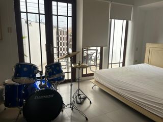 Foto 13 de Vendo casa totalmente amoblada de 5 dormitorios en Ceibos Norte