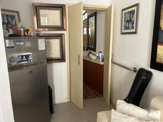 Foto 14 de Vendo casa totalmente amoblada de 5 dormitorios en Ceibos Norte