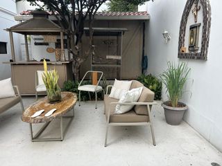 Foto 22 de Vendo casa totalmente amoblada de 5 dormitorios en Ceibos Norte