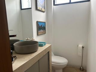 Foto 34 de Vendo casa totalmente amoblada de 5 dormitorios en Ceibos Norte
