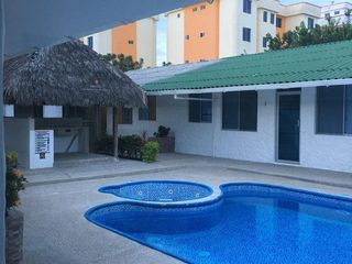 Foto 1 de Vendo casa amoblada en Tonsupa, en conjunto residencial Meditarránea, de 3 dormitorios