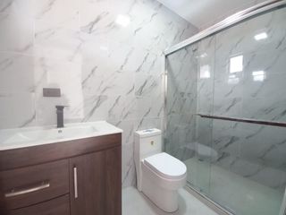 Foto 8 de QUINTA CON PISCINA POR ESTRENAR EN VENTA, EN YUNGUILLA
