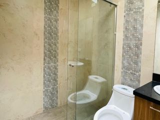 Foto 6 de Casa de venta en Cuenca Ecuador independiente fuera de condominios sector Av del Tejar