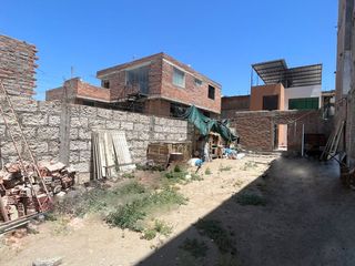 Foto 1 de Terreno en venta en Socabaya - Lara