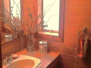 Foto 81 de Vendo Hermosa Casa en Surco con Chimenea y Jardines cerca Av. Primavera