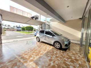 Foto 4 de REMATE DE CASA FRENTE A PARQUE EN URBANIZACIÓN EL SANTUARIO DE CHICLAYO