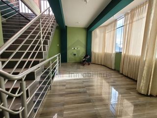 Foto 10 de REMATE DE CASA FRENTE A PARQUE EN URBANIZACIÓN EL SANTUARIO DE CHICLAYO