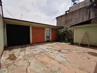 Foto 4 de REMATE  CASA GRANDE  en Pucallpa cerca a Cuadras Del Estadio 