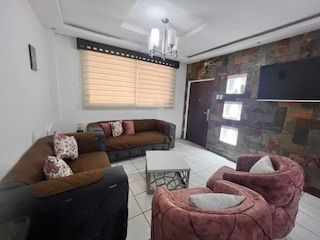 Foto 8 de EN VENTA CASA 1 PLANTA EN CDLA. LAS TEJAS, AV 25 DE JULIO, SUR GYE