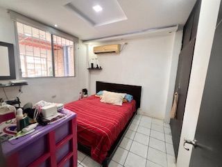 Foto 15 de EN VENTA CASA 1 PLANTA EN CDLA. LAS TEJAS, AV 25 DE JULIO, SUR GYE