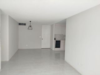 Foto 2 de VENTA DE DEPARTAMENTO CONDOMINIO LOS PRADOS, CHACLACAYO