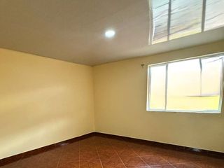Foto 6 de VENDO ESPECTACULAR CASA COMERCIAL 12 DE OCTUBRE -RENTANDO