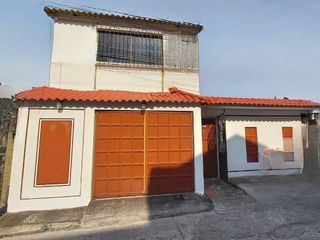 Foto 1 de EN VENTA CASA EN CDLA. BELLAVISTA ALTA, CON SUITE INDEPENDIENTE