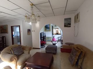 Foto 2 de EN VENTA CASA EN CDLA. BELLAVISTA ALTA, CON SUITE INDEPENDIENTE