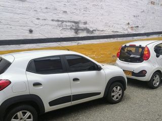 Foto 9 de Vendo parqueadero en Envigado