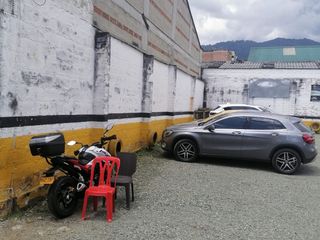 Foto 10 de Vendo parqueadero en Envigado