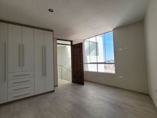 Foto 6 de 𝗩𝗘𝗡𝗧𝗔 𝗖𝗔𝗦𝗔 𝗘𝗦𝗧𝗥𝗘𝗡𝗢 𝗖𝗘𝗥𝗖𝗔 𝗠𝗘𝗧𝗥𝗢 - 𝗖𝗘𝗥𝗥𝗢 𝗖𝗢𝗟𝗢𝗥𝗔𝗗𝗢