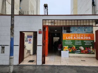 Foto 3 de VENTA DE LOCAL EN MERCADO SALAMANCA
