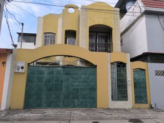 Foto 1 de Venta casa rentera Guayacanes Guayaquil