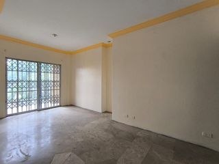 Foto 2 de Venta casa rentera Guayacanes Guayaquil