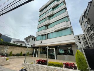 Foto 1 de RENTO OFICINA SECTOR IÑAQUITO, NORTE DE QUITO, AV NACIONES UNIDAS