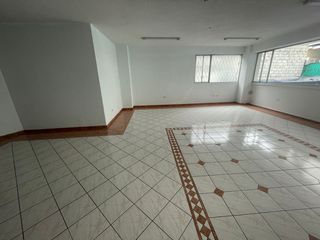 Foto 4 de RENTO OFICINA SECTOR IÑAQUITO, NORTE DE QUITO, AV NACIONES UNIDAS