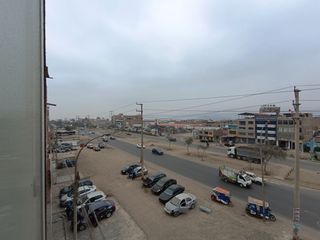 Foto 31 de VENDO EDIFICIO COMERCIAL 5 PISOS EN AV TRAPICHE COMAS