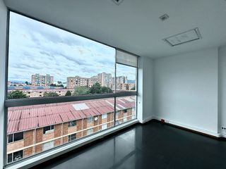 Foto 5 de VENDO ESPECTACULAR OFICINA EN LA COLINA